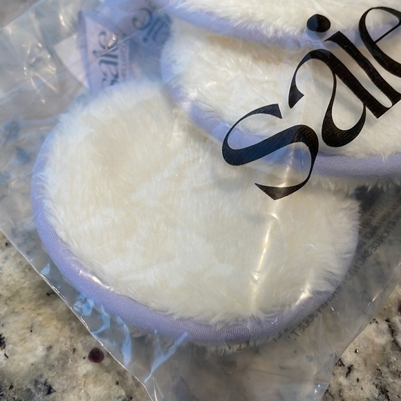Saie Reusable Beauty Rounds For Skin Care Or Makeup - 3 Pack - Picture 2 of 7